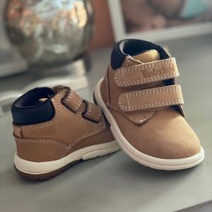 Toddler Boys- Timberland- Like New- Sz 4.5